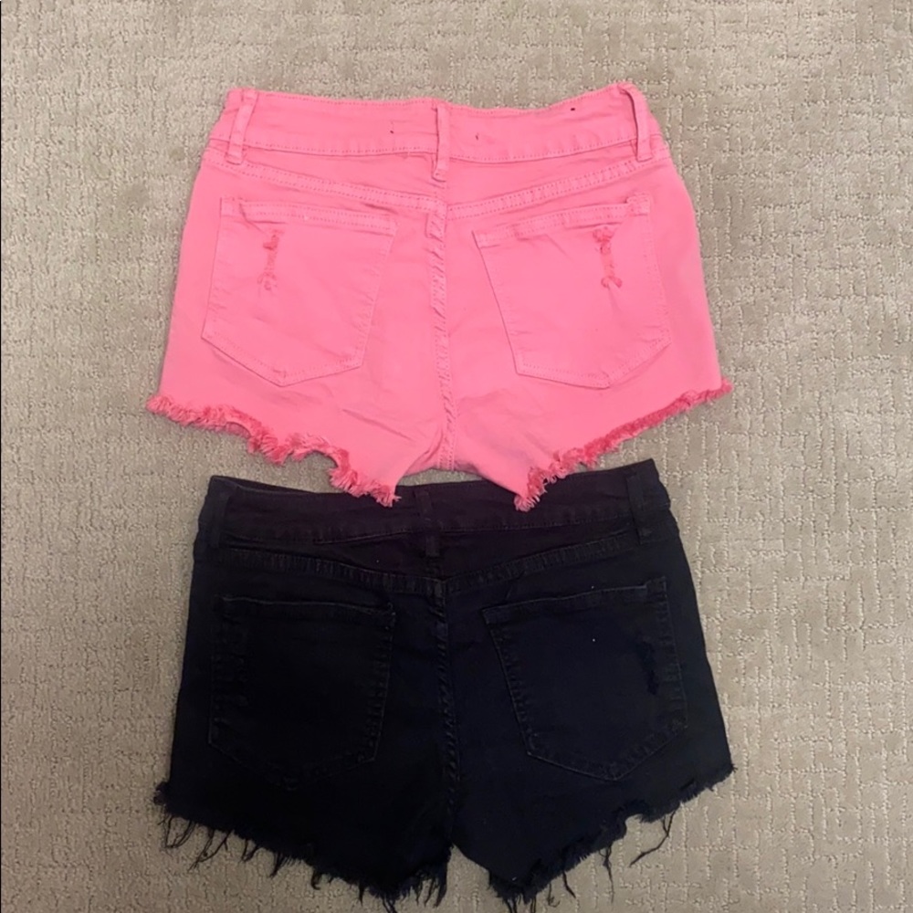 Shorts - Picture 2 of 2